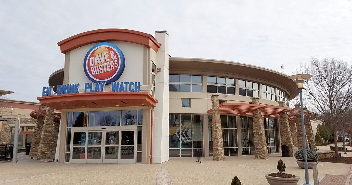 Dave and Busters Q1 earnings